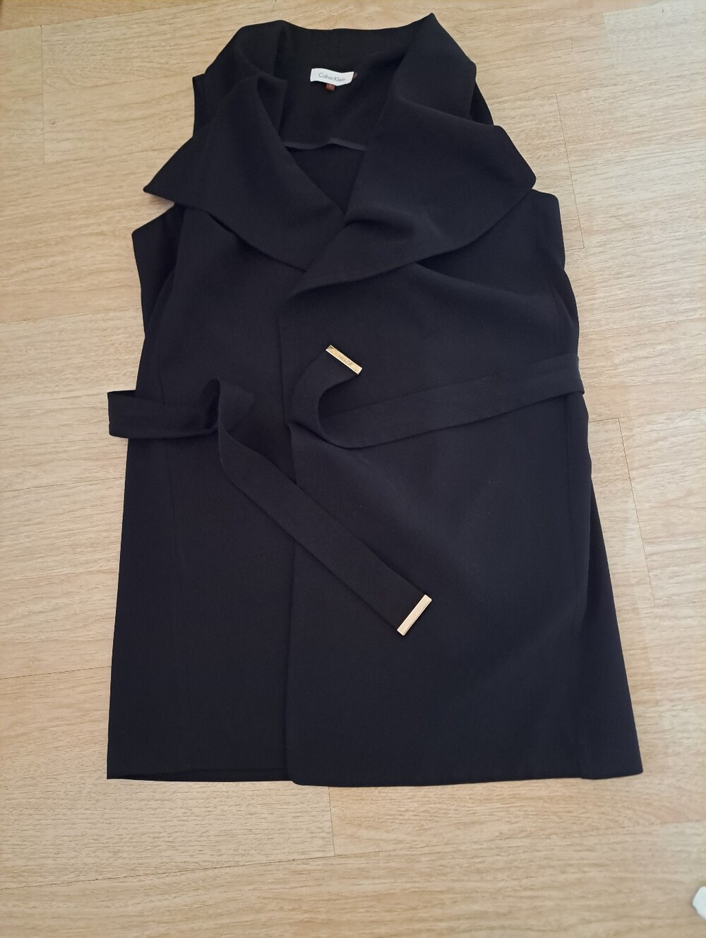 Calvin Klein Black V-Neck Sleeveless Belted Long Vest - Picture 9 of 13